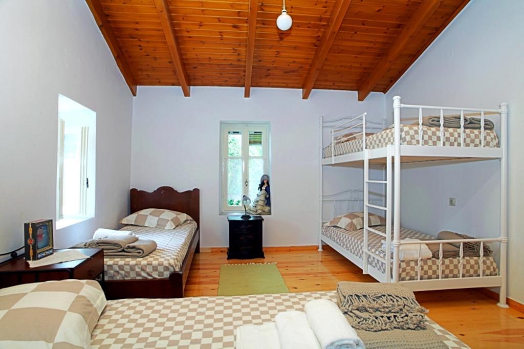 Menelia Cottage Platístoma Zimmer foto