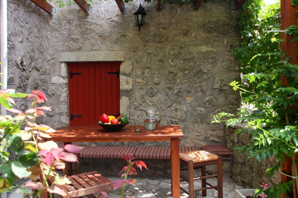 Menelia Cottage Platístoma Zimmer foto